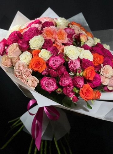 Яркий букет настроения от интернет-магазина цветов в 